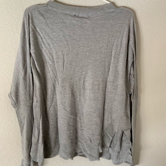 gray sweater - Picture 3 of 3